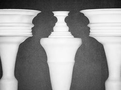 Gambar Ilusi Optik Bikin Mikir Keras