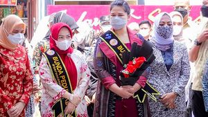 8 Gaya Kahiyang Ayu Jadi Istri Wali Kota Medan, Kasual Hingga Kebayaan Anggun