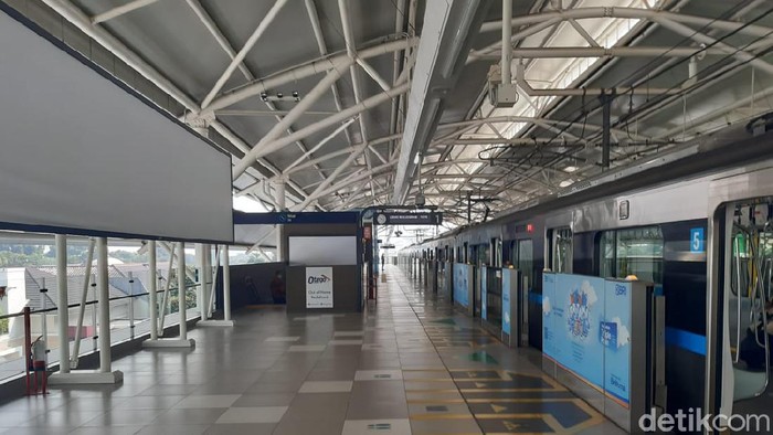 MRT sepi MRT sepi