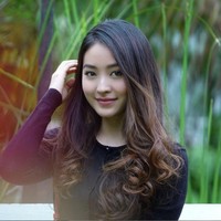 Kecantikan Natasha Wilona bukan hanya membuat memesona netizen tapi juga sederet pria terkenal Indonesia. Dua aktor yang diketahui pernah menjadi pacar Natasha Wilona adalah Verrel Bramasta dan Stefan William. Beberapa waktu lalu, Wilo juga sempat dikabarkan pacaran dengan pemain bulu tangkis Kevin Sanjaya. Foto: Dok. Instagram @natashawilona12