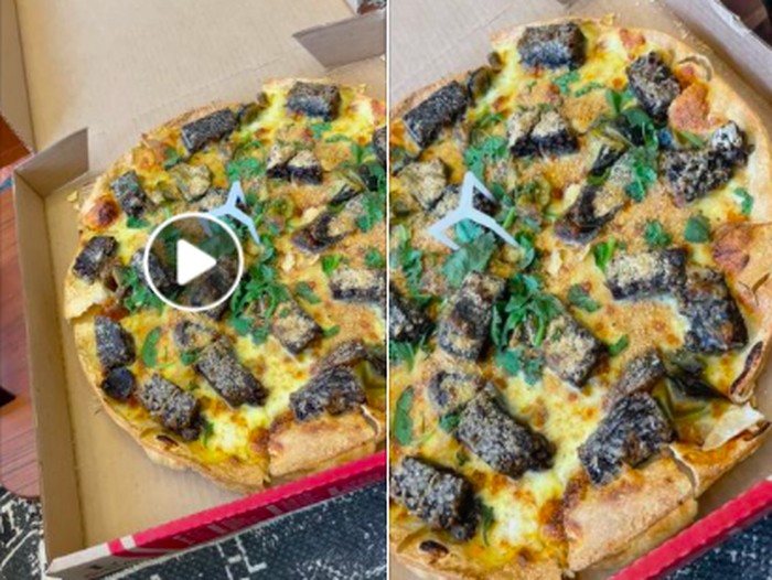 Pizza Hut Luncurkan Pizza Topping Telur Pitan dan Darah Babi!