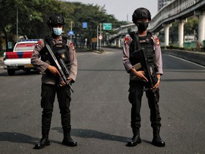 Pemprov DKI Wajibkan Ojek-Taksi Online Bawa STRP