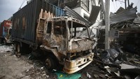500 warga sejauh ini telah dievakuasi ke dua tempat penampungan. Menjelang siang, warga lanjut usia dengan kursi roda dievakuasi ke sekolah terdekat yang berjarak sekitar 9 kilometer.