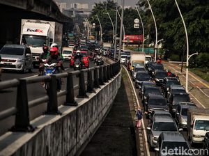 PPKM Darurat Jakarta Dinilai Belum Efektif