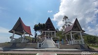 Ini Sopo Guru Tatea Bulan, tempat sakral tempat patung Guru Tatea Bulan beserta keturunannya yang sakti. (Bonauli/detikcom)