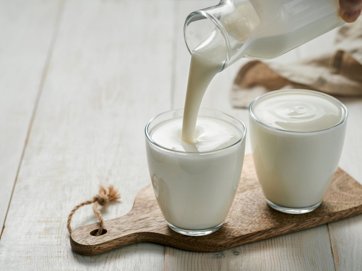 Susu dan Vitamin C Tambahan Sembuhkan COVID-19? Ini Kata Ahli Gizi Unair