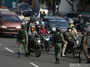 PPKM Darurat Dianggap Lemah Penegakan Hukum