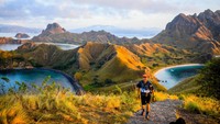 Dalam rangka pemulihan sektor pariwisata, kata Sandi, Kemenparekraf/Badan Parekraf telah menyiapkan empat langkah pemulihan dengan strategi utama Inovasi, Adaptasi dan Kolaborasi yang dilakukan dengan semangat Gercep, Geber, Gaspol.