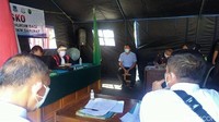 Bupati Garut Rudy Gunawan mengatakan, mereka yang menjalani sidang merupakan para pelanggar protokol kesehatan di masa PPKM Darurat.  