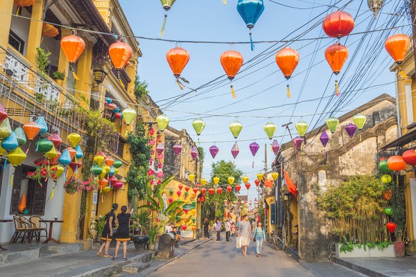 Bila kamu keliling Hoi An, bisa kamu jumpai hampir 1.000 rumah kuno lho. UNESCO juga telah memasukan 844 rumah di Hoi An ke dalam Warisan Dunia.
