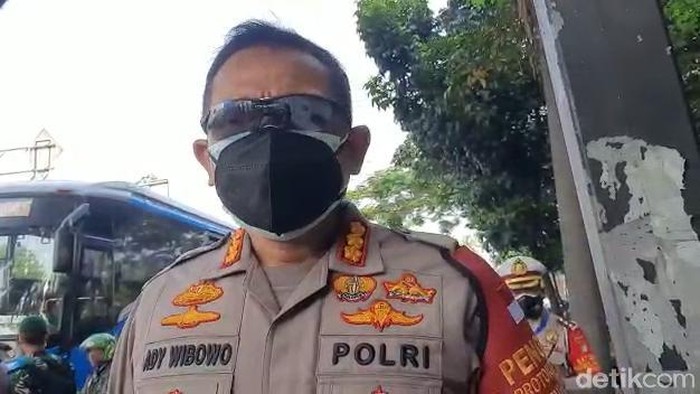 Kapolres Metro Jakarta Barat Kombes Ady Wibowo