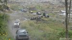 Foto: Seru-seruan Naik Jeep Menaklukkan Trek Gunung Kelud