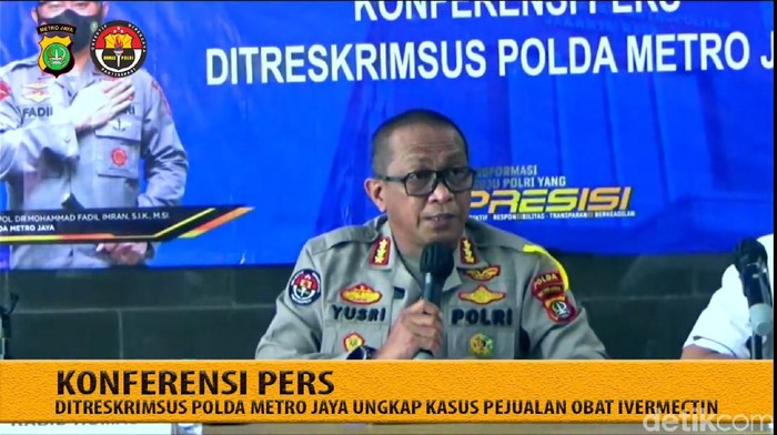 Konferensi pers Polda Metro Jaya soal penjual ivermectin harga 6 kali lipat.