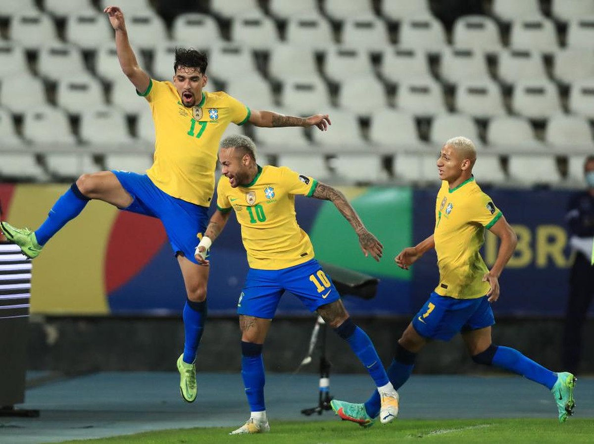 Timnas BRasil melaju ke final Copa America dengan perjuangan keras. (Foto: Getty Images/Buda Mendes)