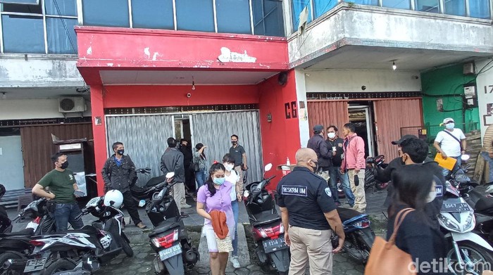 Panti Pijat di Bandung Digerebek Polisi