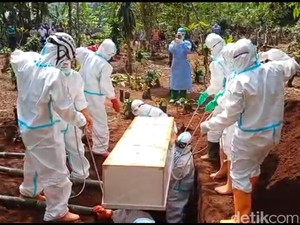 Media Asing Sorot Kasus Corona Indonesia yang Lampaui India