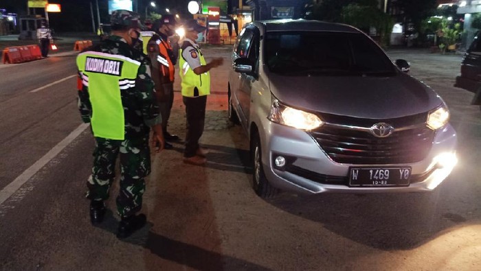 PPKM Darurat Jawa Timur: Dipantau Via Udara-Masih Ada yang WFO