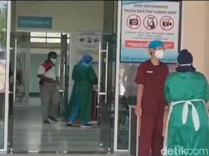 RSUD Soewondo Pati Overload! Puluhan Pasien COVID-19 Antre di IGD