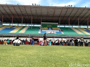 Ada Vaksinasi COVID-19 di Gelora 10 November, Target Surabaya 50 Ribu/Hari