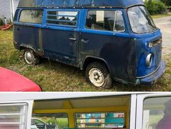 Inspiratif! Sulap Barang Bekas Jadi Bernilai Tuai Pujian Netizen