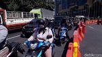 Ada PPKM Darurat, Bundaran Waru Macet