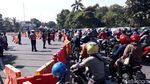 Ada PPKM Darurat, Bundaran Waru Macet