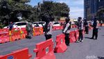 Ada PPKM Darurat, Bundaran Waru Macet