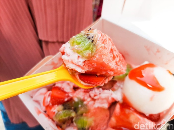 Donat Bahagia: Gerai Donat yang Viral di Bandung