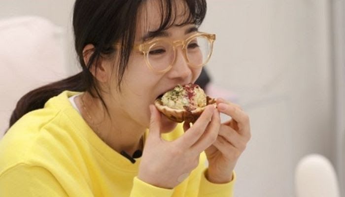 Gokil! 5 Artis Korea Ini Tak Takut Makan Banyak di Depan Kamera