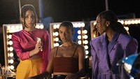 Joshua Safran yang menjadi penulis skenario dan produser eksekutif di versi original Gossip Girl kembali menulis naskah di versi baru ini sekaligus sebagai showrunner. (Foto: dok. HBO Go) 