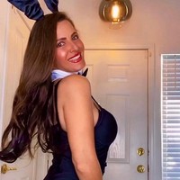 Penggemar Maya pun kebanyakan datang dari pria muda yang memuji kecantikan dan keseksiannya. Foto: dok. Instagram