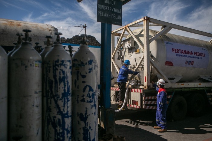 Penyaluran oksigen ke rumah sakit di Yogyakarta oleh anak usaha Pertamina, Pertagas.