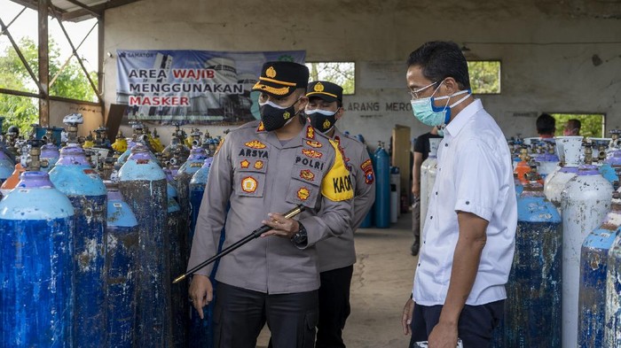 polisi cek oksigen di probolinggo