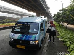 Imbas PPKM Darurat, Angkot Sepi Penumpang