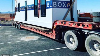 Boxabl akan mengantarkan rumah dengan truk ke lokasi yang ditentukan oleh klien. Foto: Boxabl