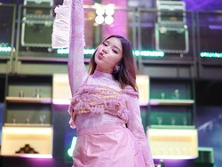 Tiara Andini mengawali karier sebagai peserta ajang pencarian bakat. Ia sempat mengikuti dua ajang pencarian bakat sebelum sukses dan terkenal seperti saat ini. Foto: Instagram Tiara Andini