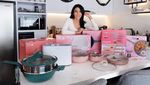 Cantiknya Tyas Mirasih Saat Berjemur dan Makan Hot Pot!