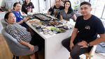 Cantiknya Tyas Mirasih Saat Berjemur dan Makan Hot Pot!