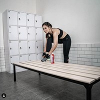 Dalam wawancara baru-baru ini, Wulan pun mengungkap tips cantiknya. Seperti yang bisa dilihat di Instagram, wanita 42 tahun tersebut memang rutin olahraga untuk merawat bentuk tubuh. Selain itu, Wulan tentu menjaga pola makan. Foto: Dok. Instagram @ wulanguritno