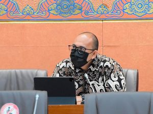 Tukang Bubur di Tasik Didenda Rp 5 Juta, Duitnya Diganti Andre Rosiade