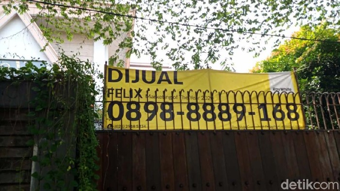 Rumah-rumah orang kaya atau tajir di kawasan elit seperti Pondok Indah dan Menteng dijual. Begini penampakan rumahnya.