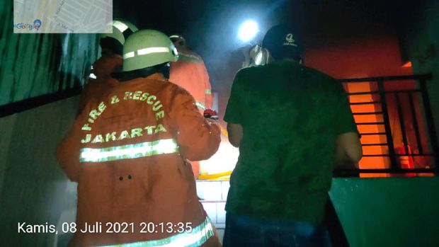 Gudang Vaksin di Puskesmas Sumur Batu Jakarta Pusat terbakar.