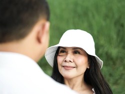 Foto Prewedding Viral Nenek 54 Tahun dengan Brondong, Simpel Tapi Romantis