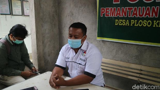 Kades Ploso Kecamatan Jati, Kudus keluhkan pemadaman lampu jalan bikin maraknya aksi pembacokan, Kamis (8/7/2021).