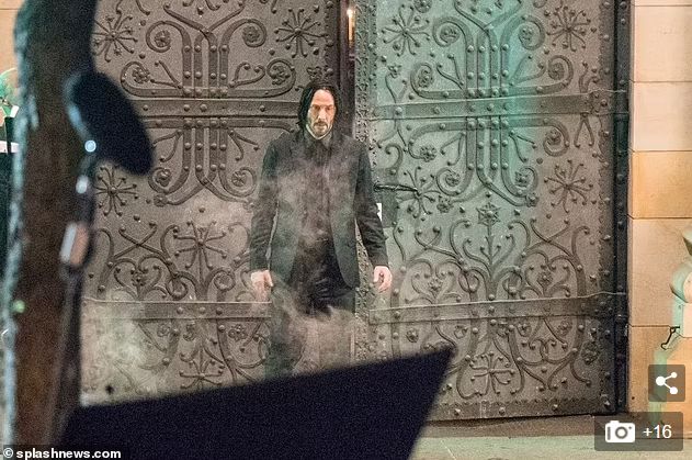 Keanu Reeves syuting John Wick 4 di Berlin
