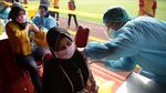 Kejar Target, 50 Ribu Warga Bekasi Terima Vaksin COVID-19