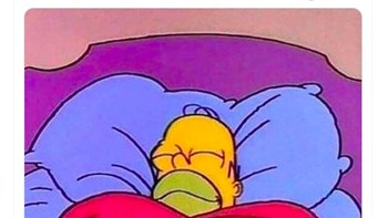 Pendukung Inggris pun bisa tidur dengan nyenyak dan senang. Foto: Twitter