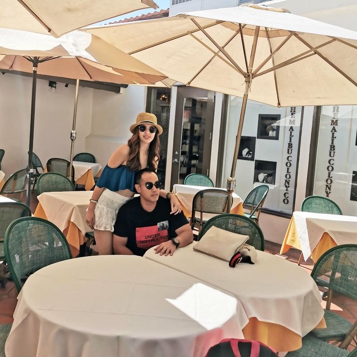 Nia Ramadhani dan Ardi Bakrie Saat Makan Bareng, Ini Momen Hangatnya! Nia Ramadhani dan Ardi Bakrie Saat Makan Bareng, Ini Momen Hangatnya!