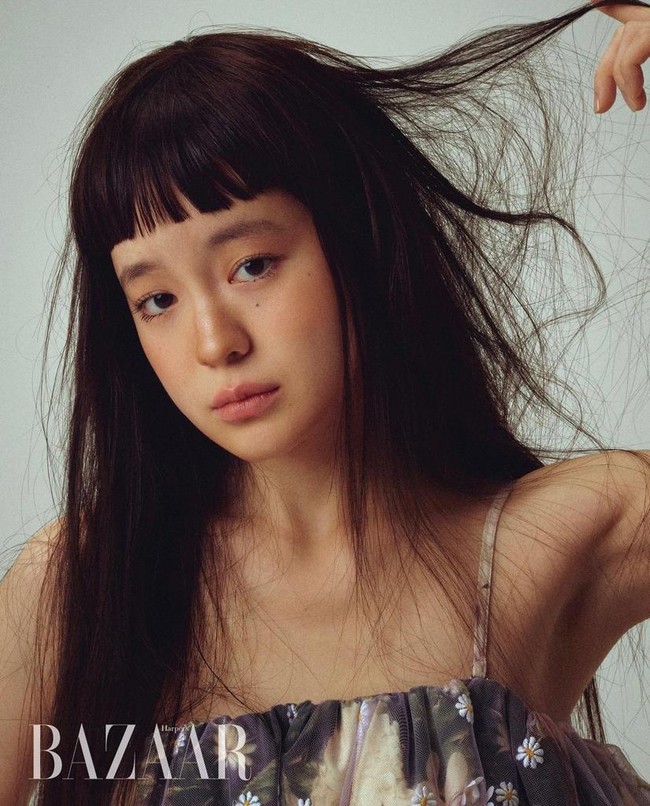 Park Hae Eun batal membintangi drama Korea Hwan Hon atau Resurrection setelah berdiskusi dengan tim produksi. Kabar tersebut dibagikan tvN, hari ini (8/7/2021), yang mengungkap dirinya memiliki banyak tekanan sebagai pemeran utama.  Foto: dok. Instagram parkhaeeun