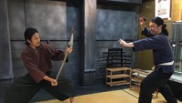 Dipimpin oleh ninja bersertifikat Tsuyoshi Igarashi, murid pada hari itu dapat berlatih di salah satu dari tiga kursus. Pengalaman Ninja 40 menit mencakup instruksi tentang lemparan shuriken, isyarat tangan ninja kujikuri, dan penjelasan tentang peralatan mata-mata dan infiltrasi ninja yang paling vital.